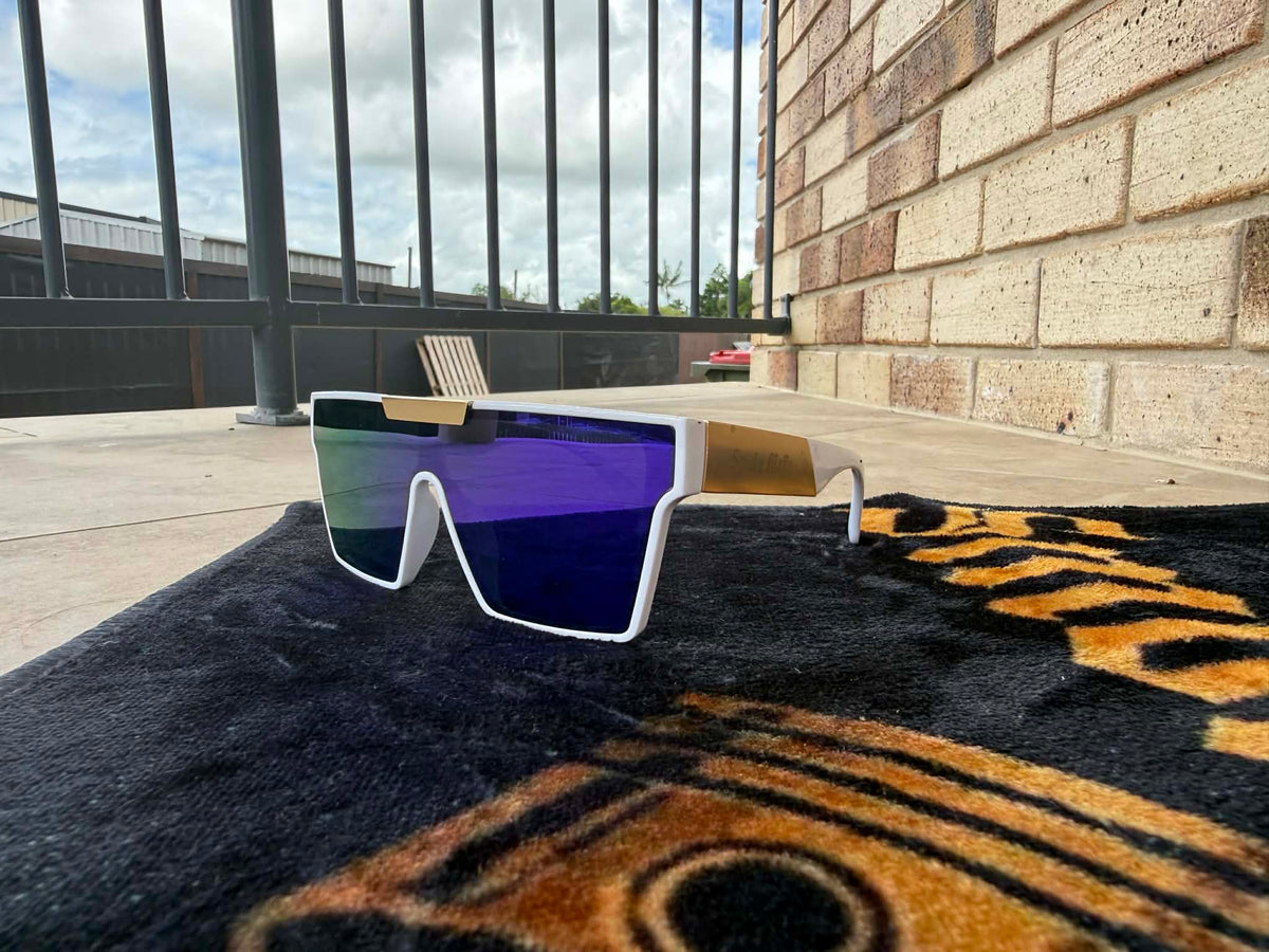 White & Gold with Purple Lense Svg